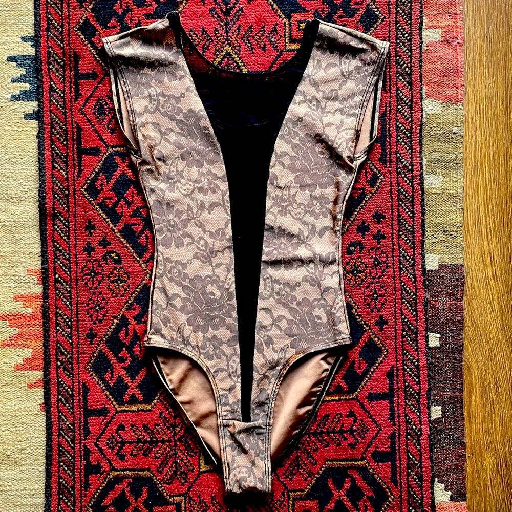 NWOT American Apparel Bodysuit Leotard Nude Lace Black Mesh XS Festival